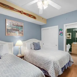  Apartment Grandview East 1004
